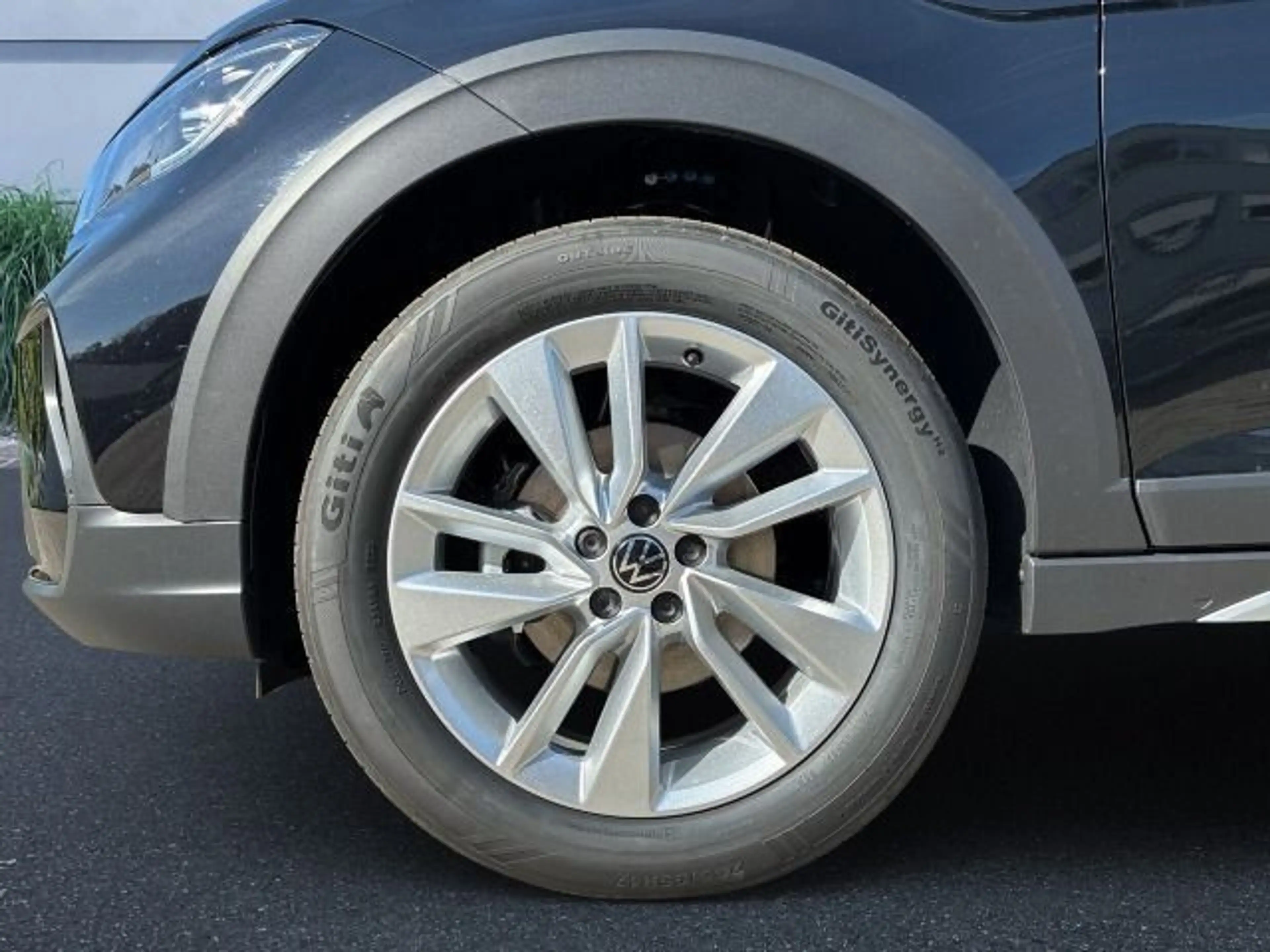 Volkswagen Taigo Life 1.0 TSI 7-Gang DSG, IQ.Light, Rear Vi — photo 7