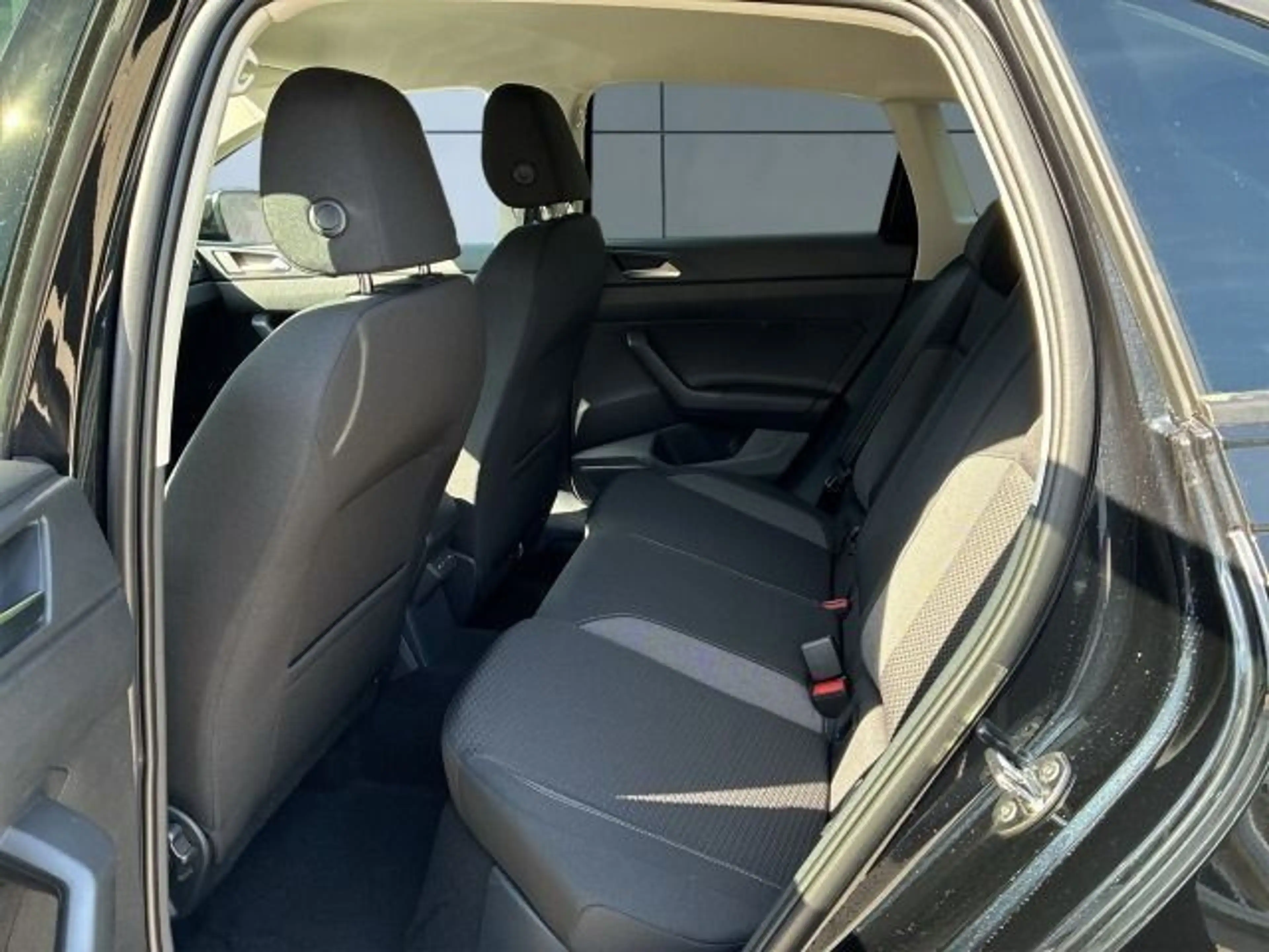 Volkswagen Taigo Life 1.0 TSI 7-Gang DSG, IQ.Light, Rear Vi — photo 10