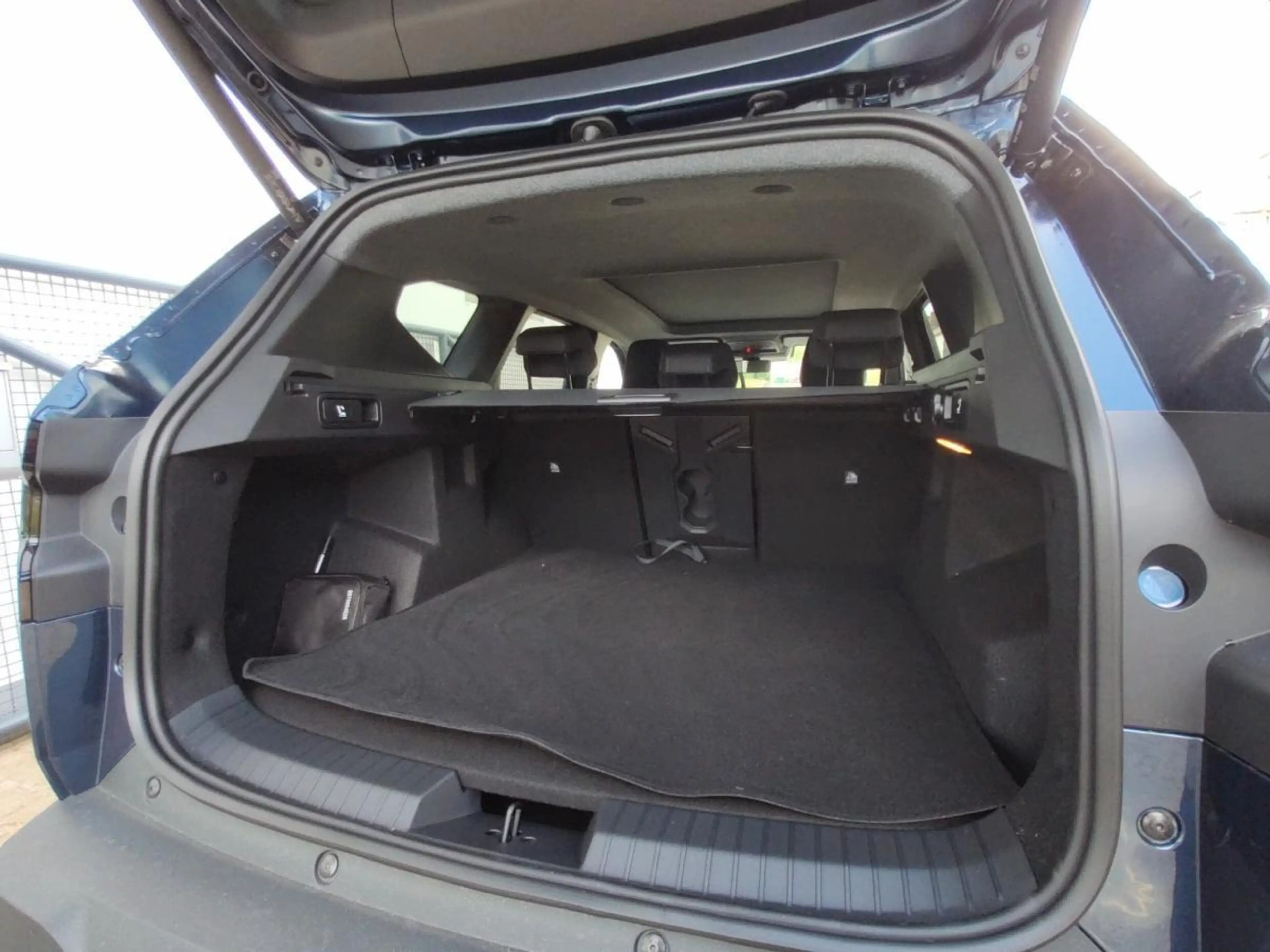 Dacia Bigster Extreme TCe 140 — photo 13