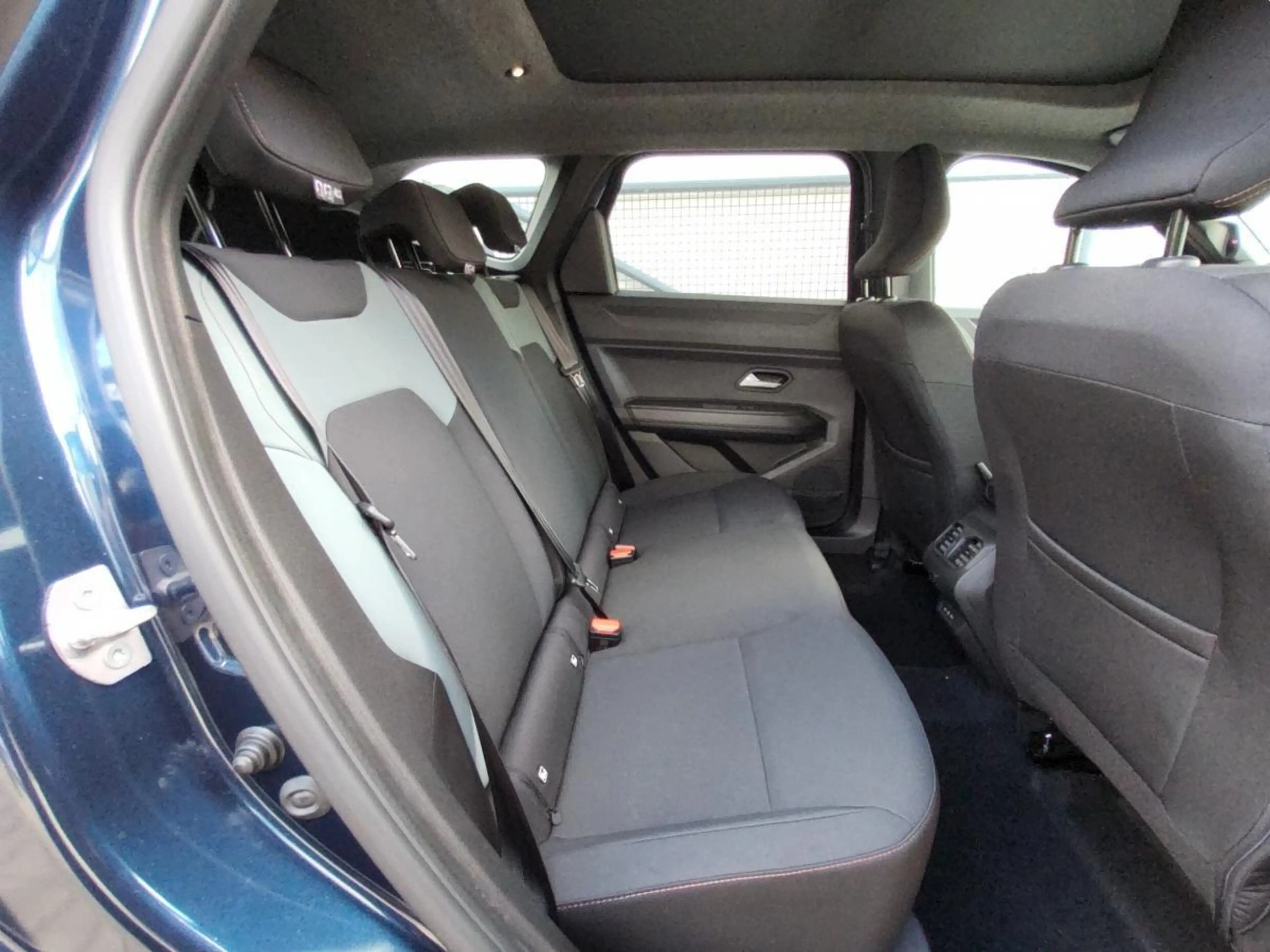 Dacia Bigster Extreme TCe 140 — photo 12