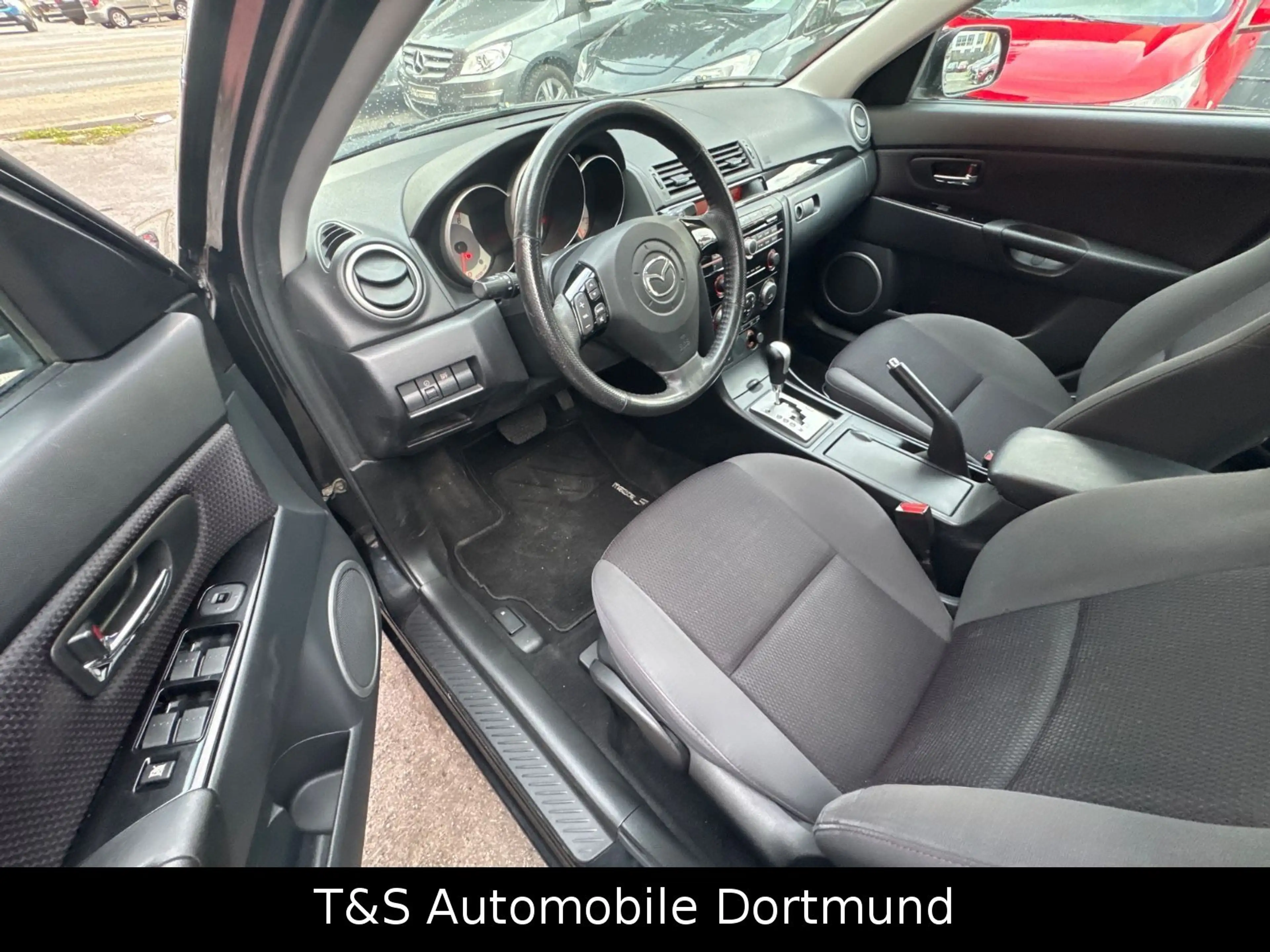 Mazda 3 Limo 1.6 Sport Active ( Automatik ) — photo 11