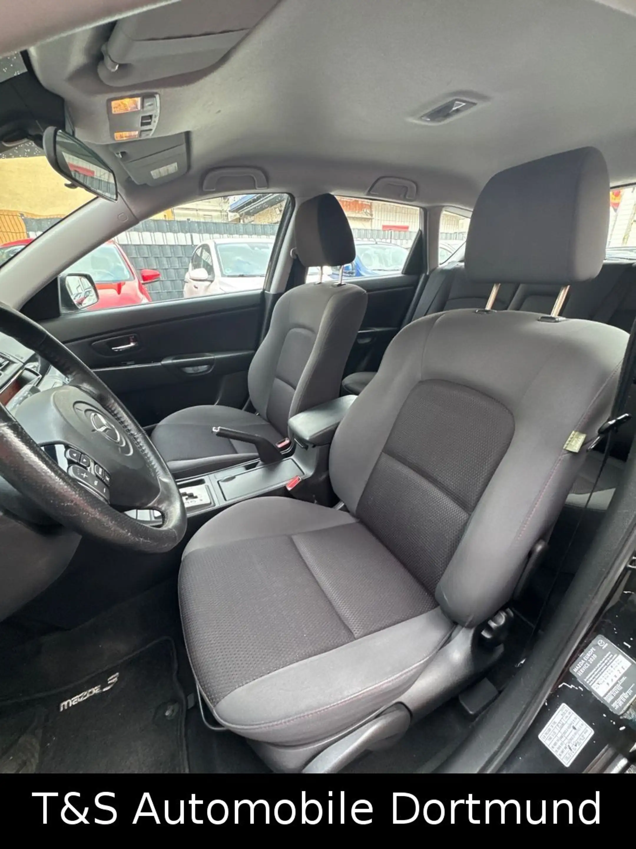 Mazda 3 Limo 1.6 Sport Active ( Automatik ) — photo 12