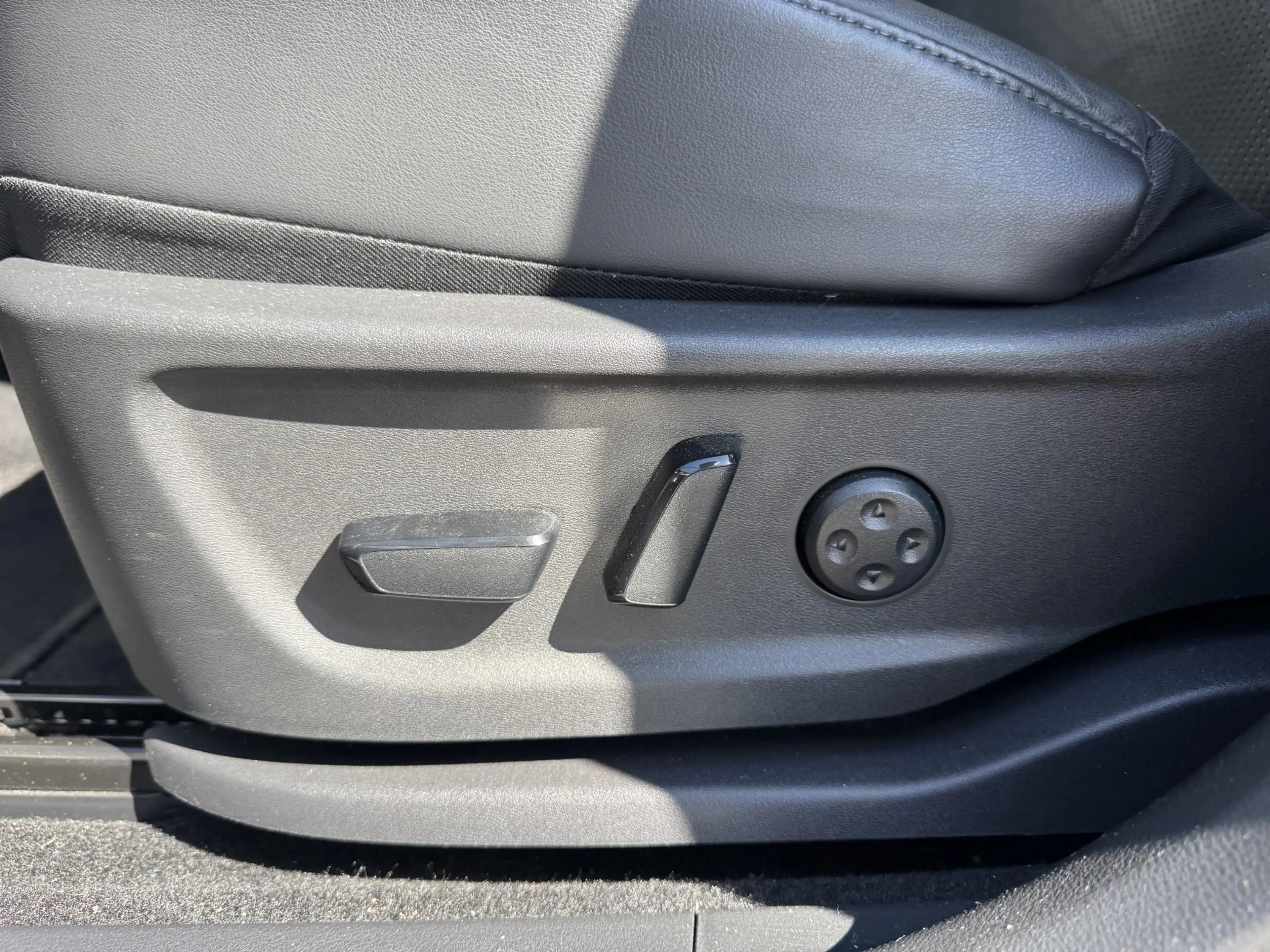 Nissan Ariya Evolve 91 kWh | Stoelverwarming + verkoeling | BOS — photo 10
