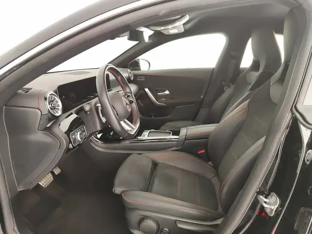 Mercedes-Benz CLA view 14