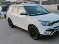 SsangYong XLV D16 Limited 4x2 Wit - thumbnail 3