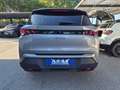 Peugeot 5008 Hybrid 145 e-DCS6 GT #VARI COLORI Gris - thumbnail 6