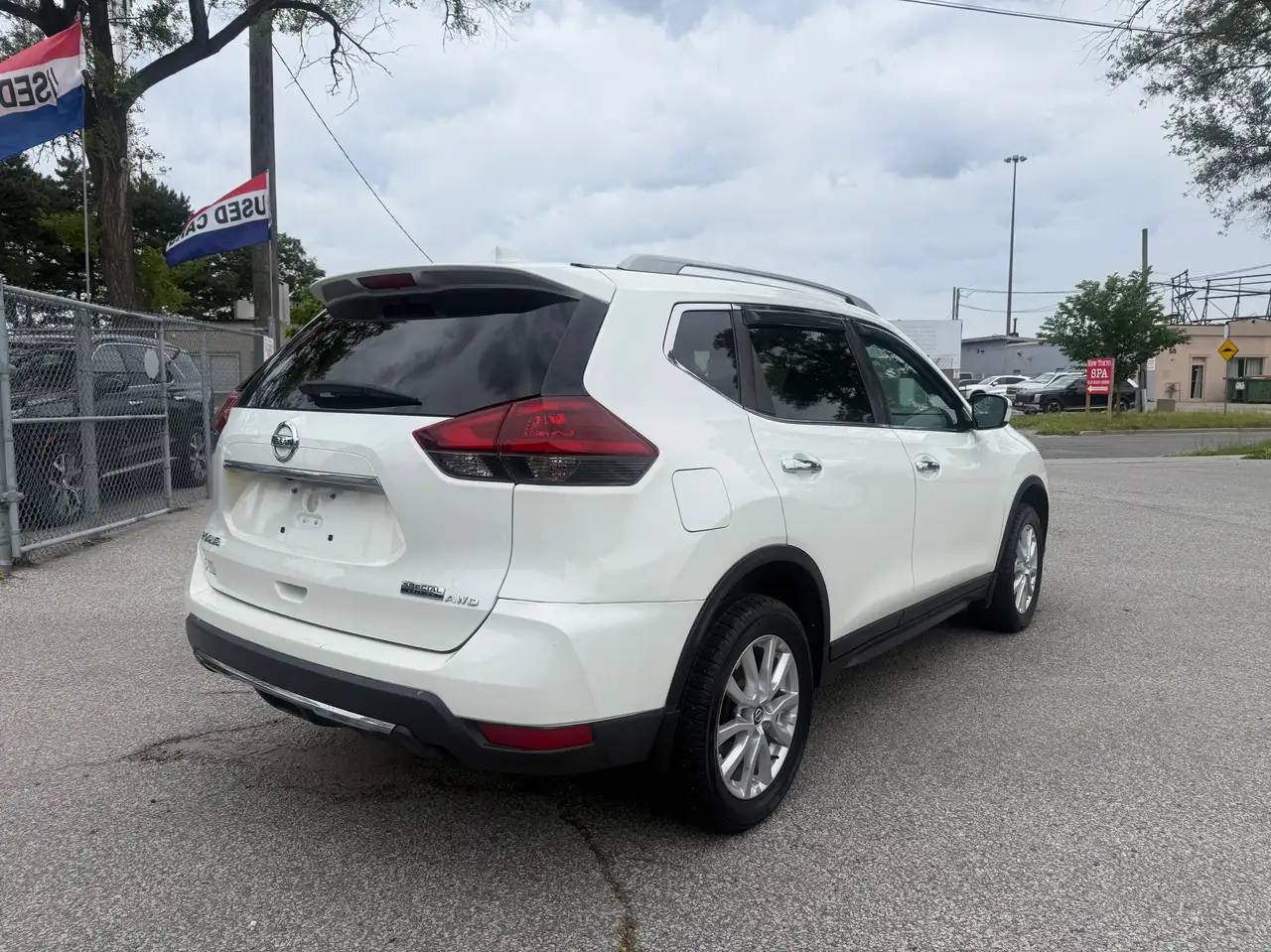 Nissan Rogue снимка Nissan Rogue