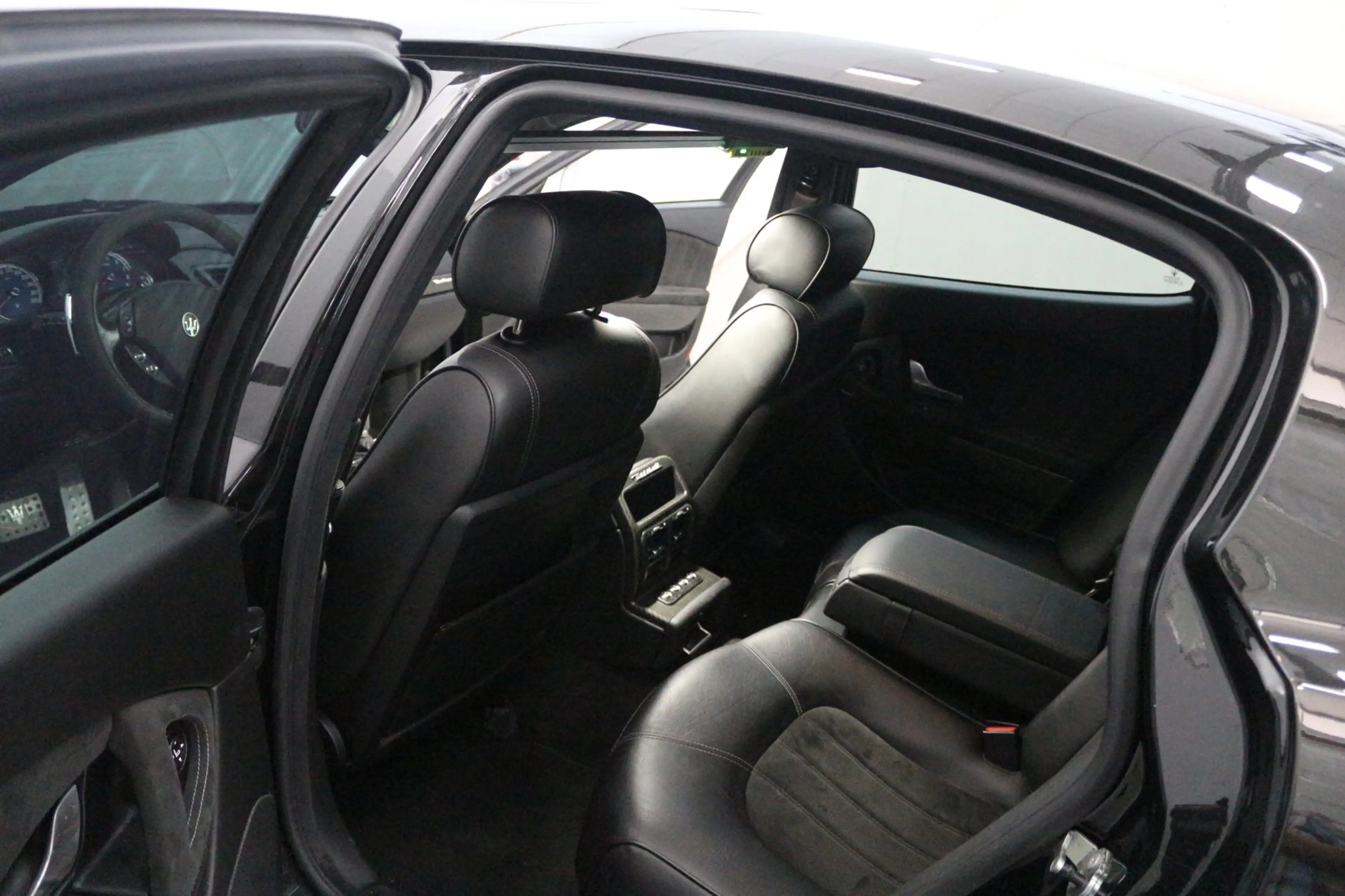 Maserati Quattroporte 4.2 Sport GT S ,ZF BAK ,PERFECTE STAAT, NL AUTO, A — photo 11