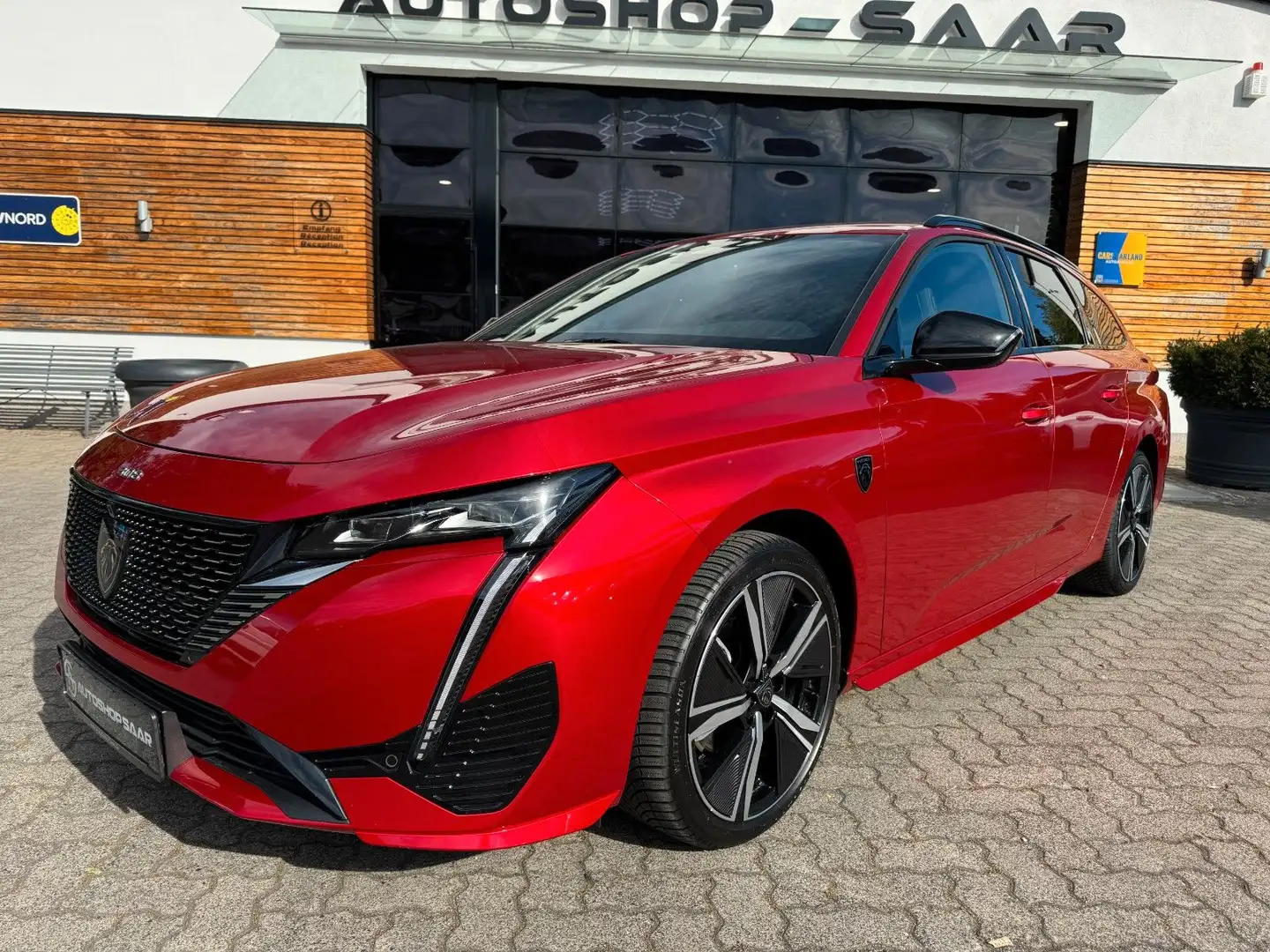 Peugeot 308 SW GT Rot - 2