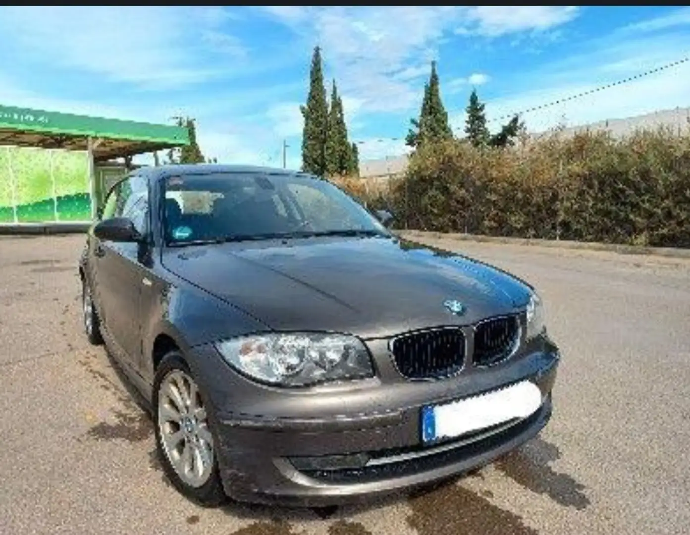 BMW 118 118d Gris - 1