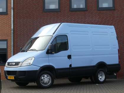Iveco Daily 50C18V 300 H2 L1 VANGMUIL 5200KG Trekgewicht Lucht
