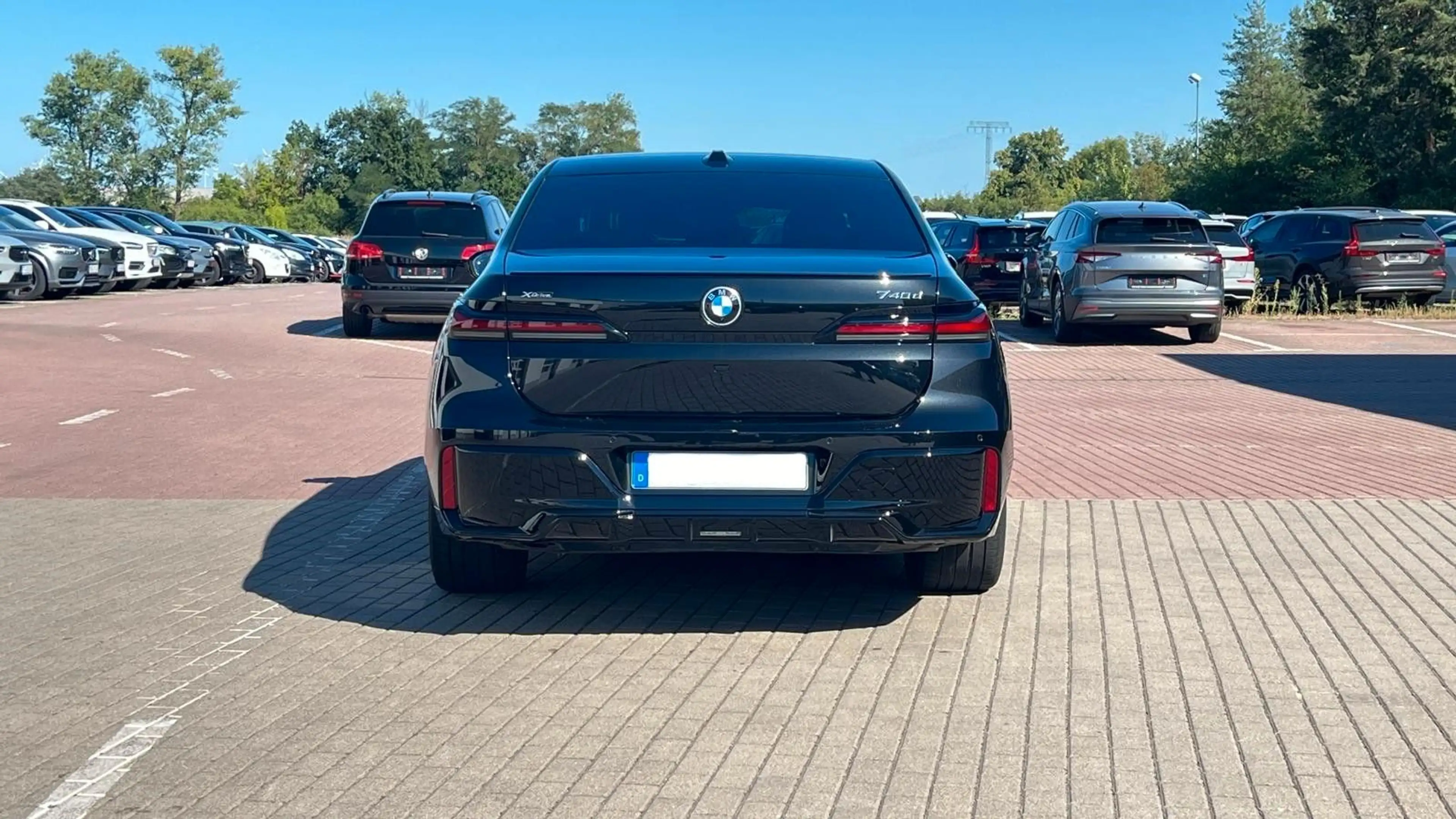 BMW 740 d xDrive M Sport Pro*B&W*MASS*PAN*STHZ*CONNO — photo 6