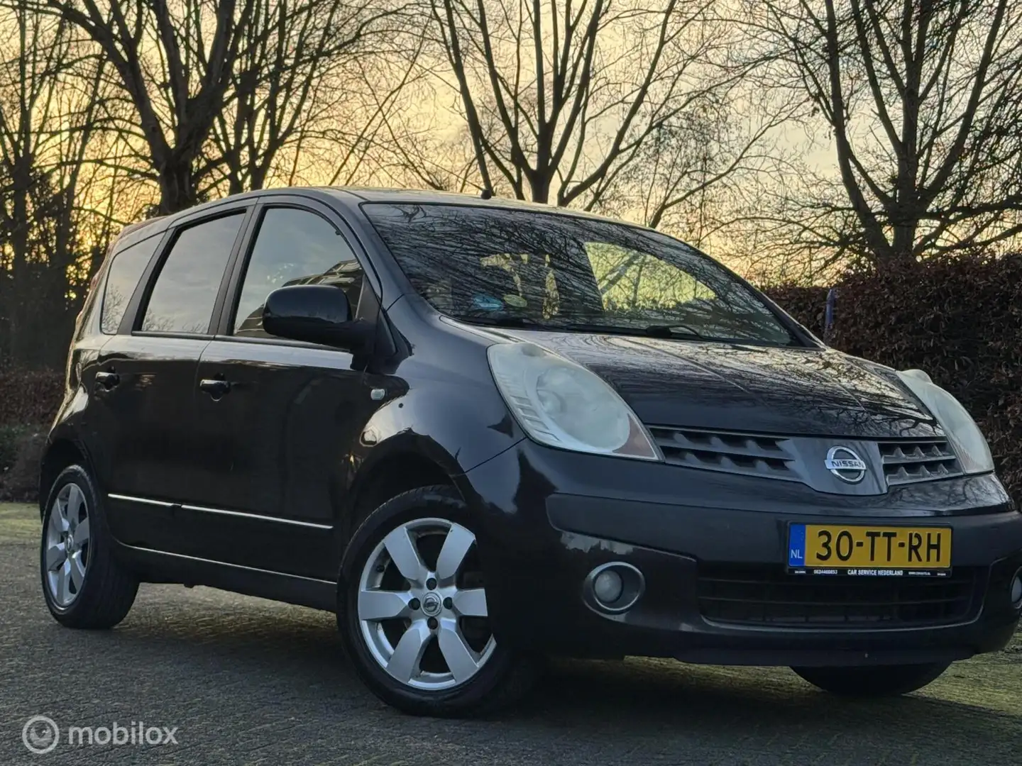 Nissan Note 1.6 Tekna/NAP/APK Zwart - 2