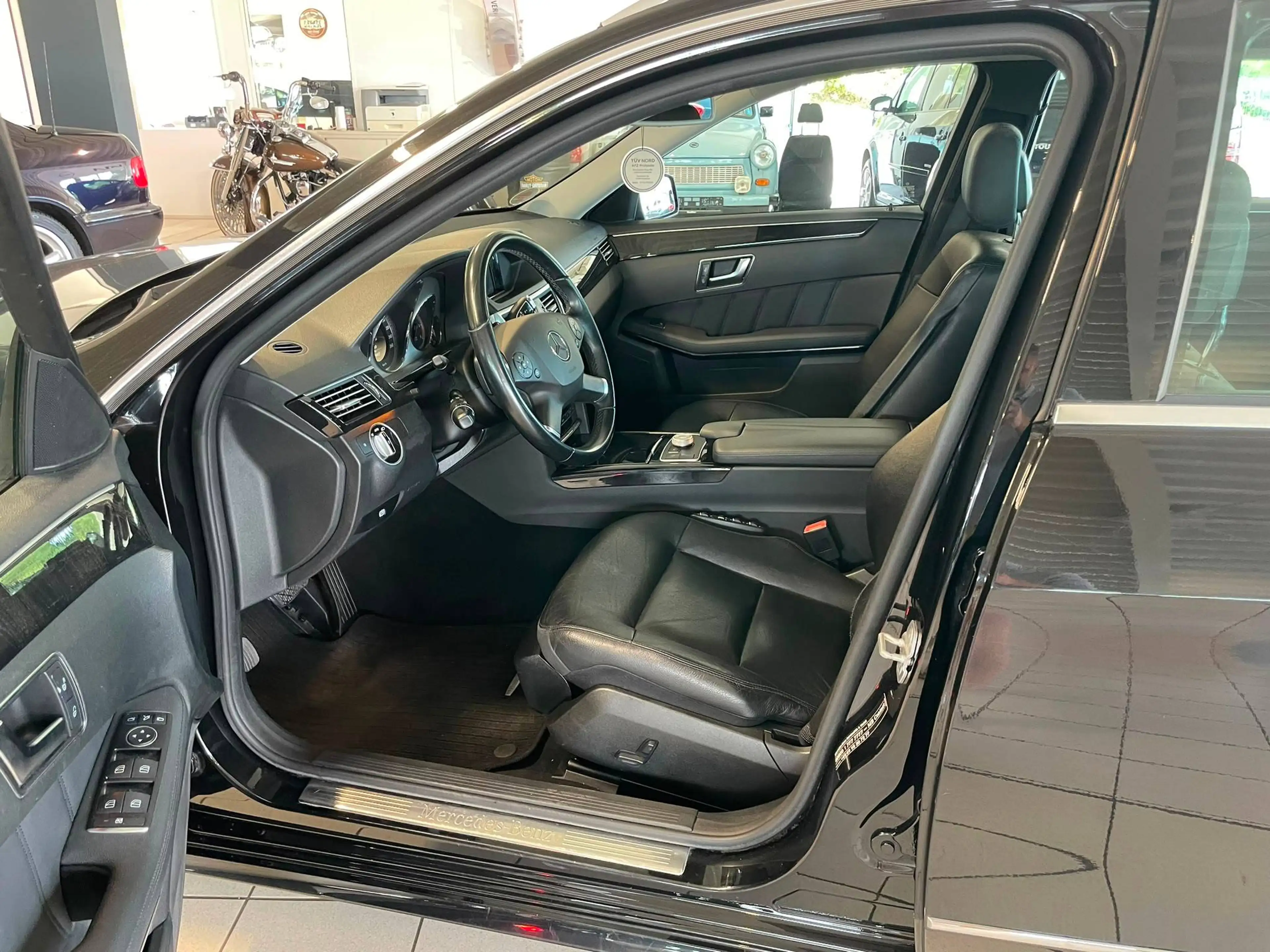 Mercedes-Benz E 250 E 250 CDI BlueEfficiency (212.203) — photo 9