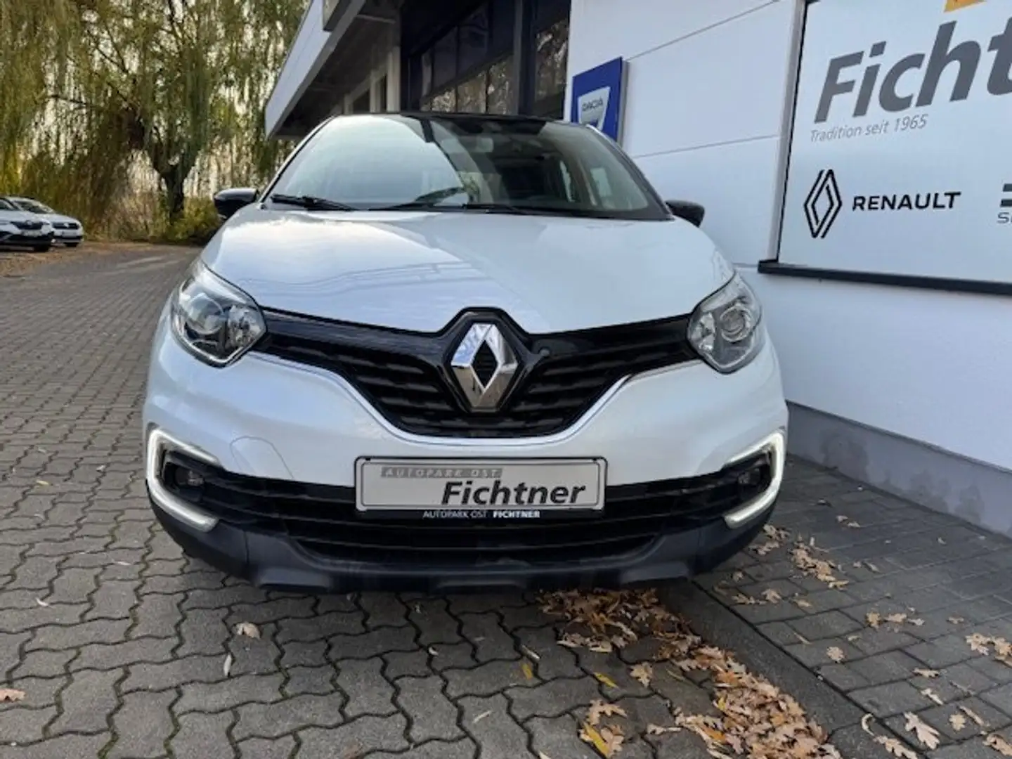 Renault Captur Experience TCe 120 Automatik Allwetterreifen Blanco - 2