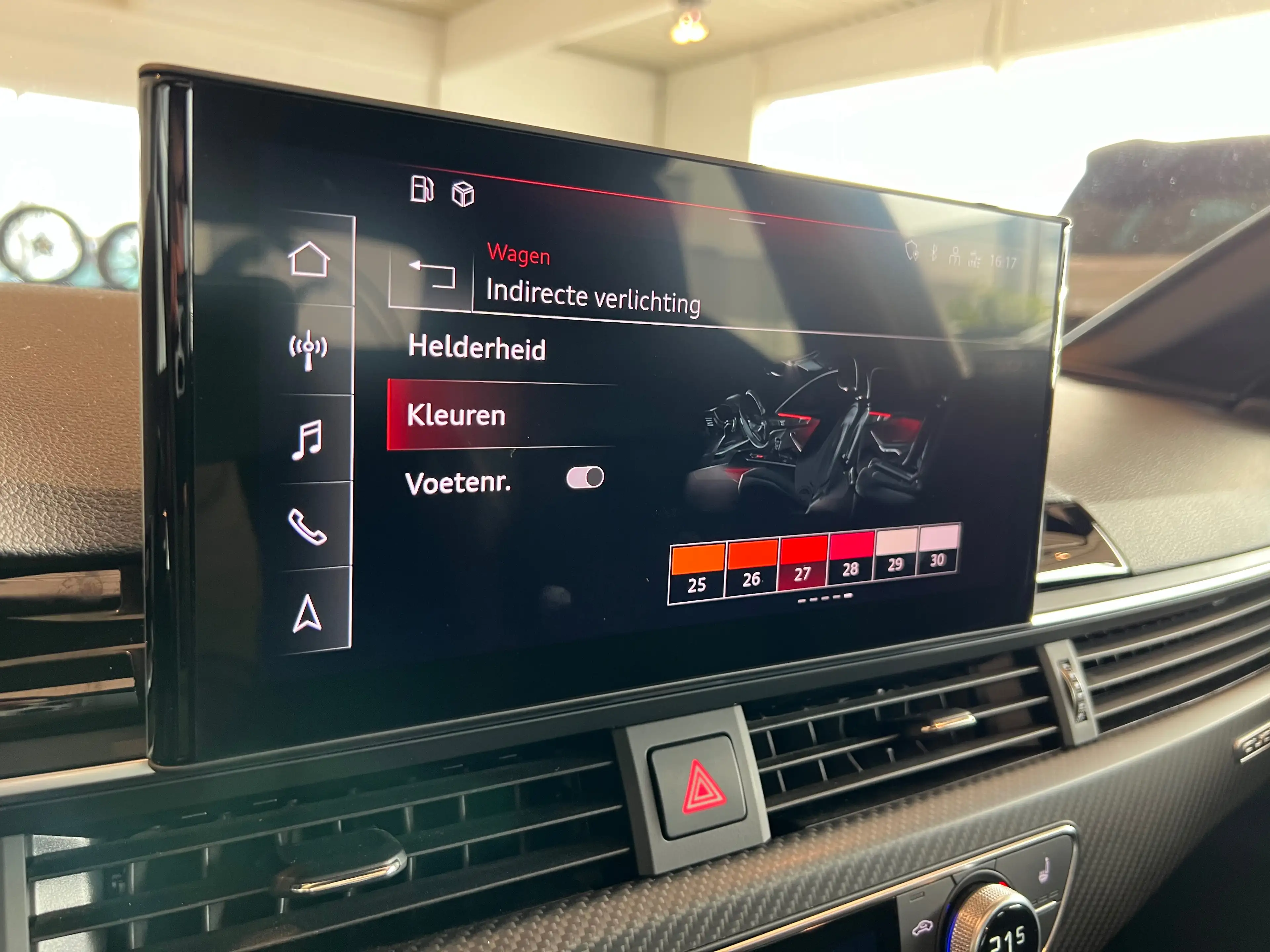 Audi RS4 Avant Mega FULL - Pano - RS design Red - Matrix — photo 15