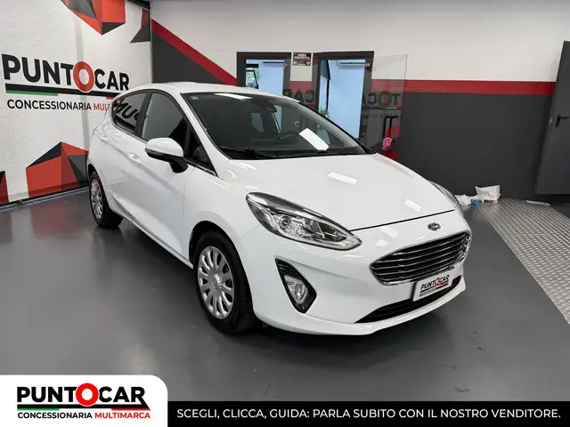Ford Fiesta view 3