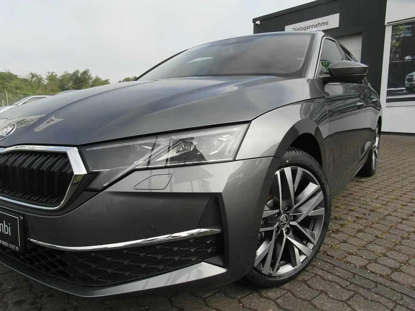 Skoda Octavia Combi Diesel IV 2.0 TDI DSG,GSD, AHK, Grau - 2