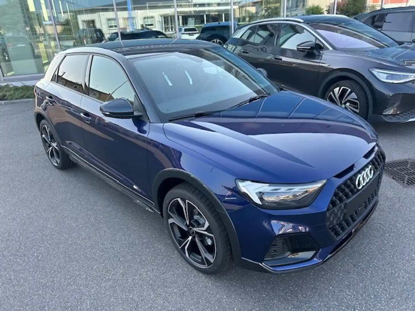 Audi A1 allstreet TSI 116 CV IDENTITY CONTRAST Bleu - 2