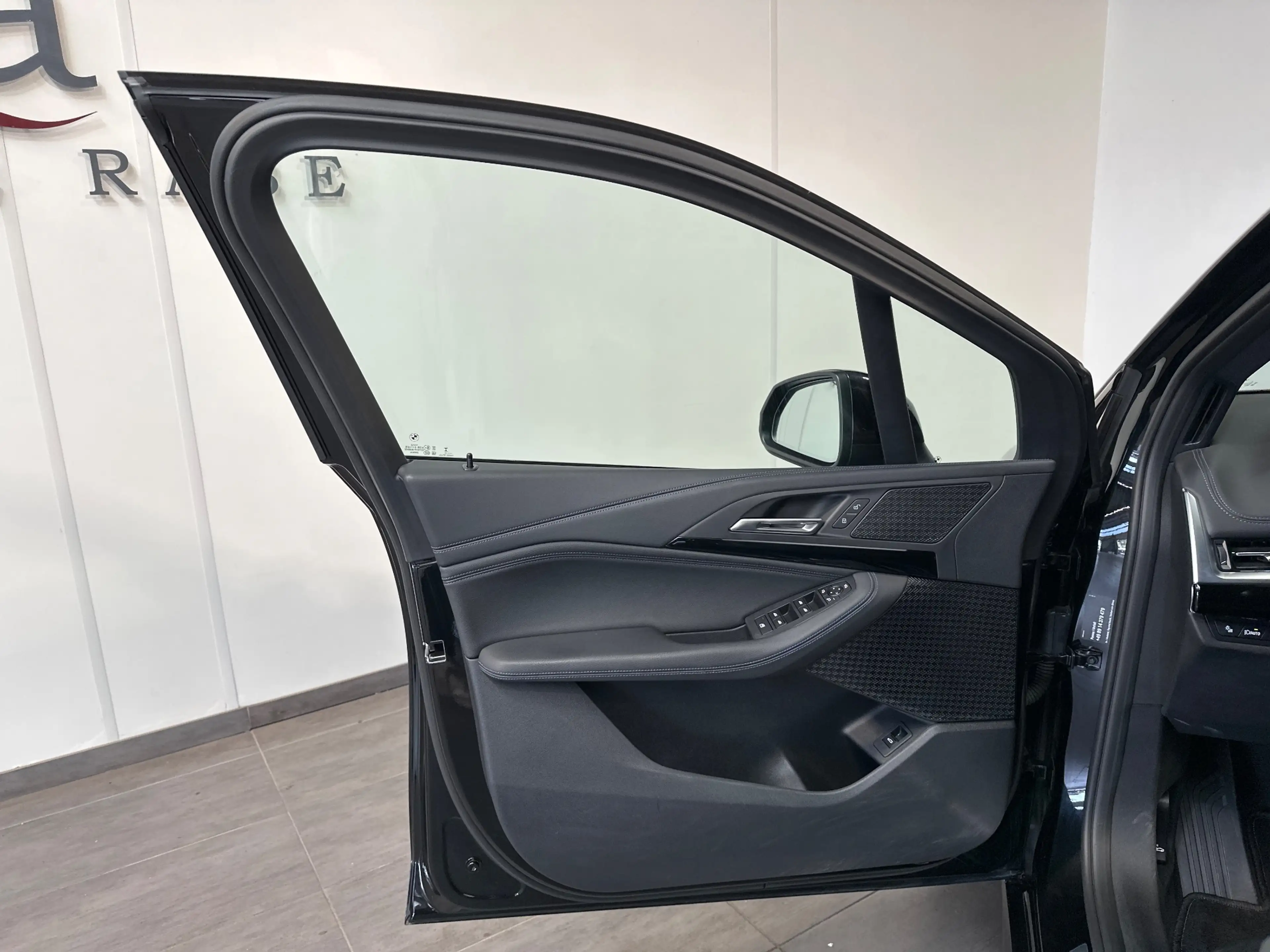 BMW 223 M-Sport NAV+LED+AHK+HUD+360°-KAM+17ZOLL+SHZ+1HD — photo 6