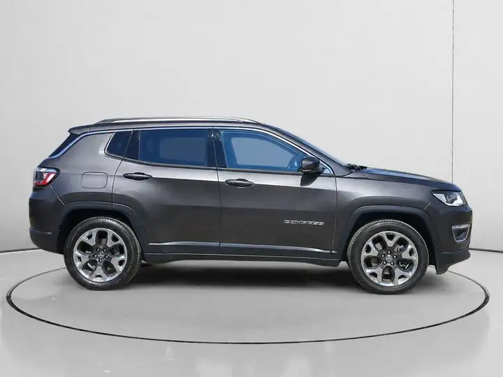 Jeep Compass 2019, foto 2