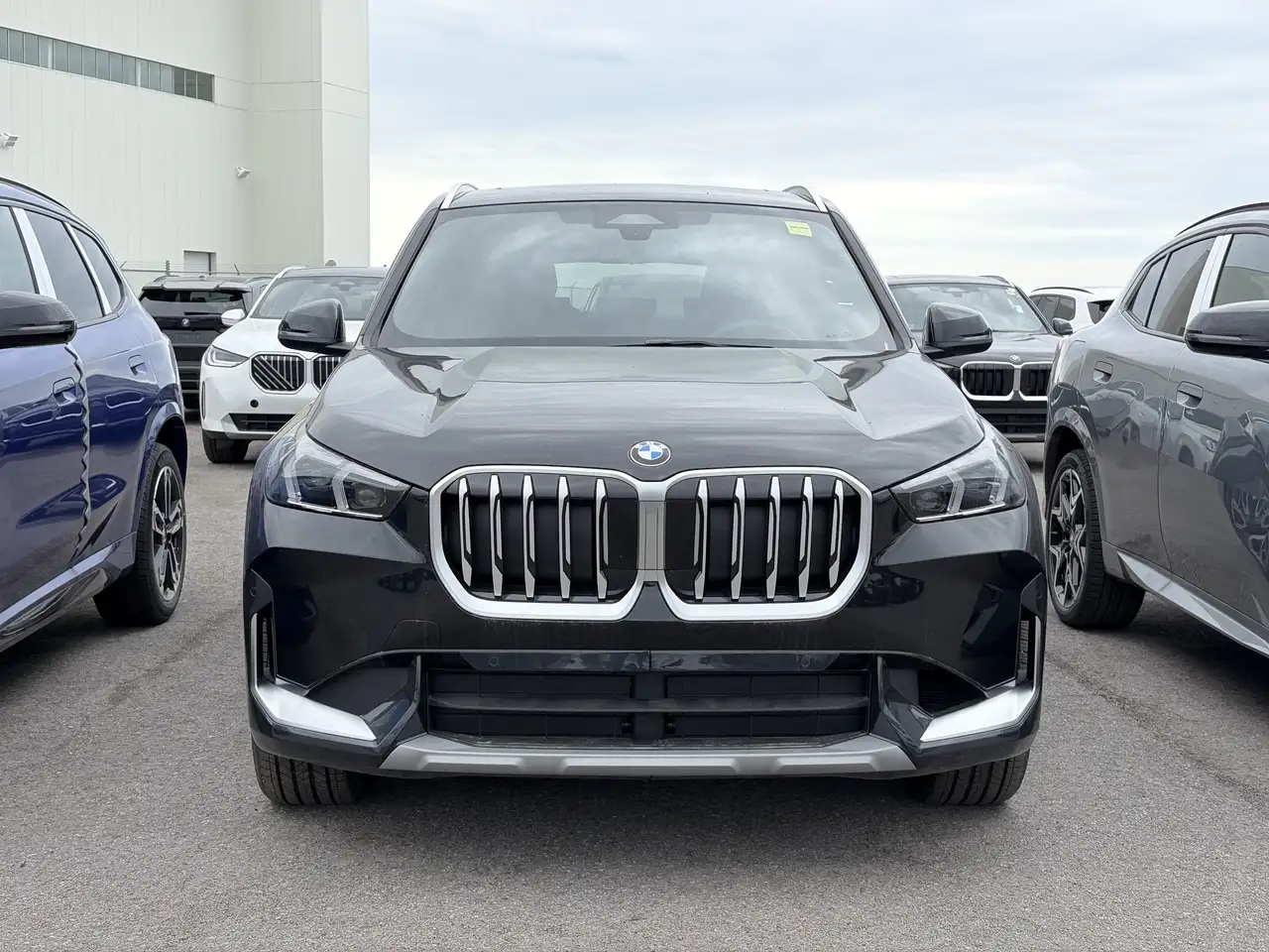 BMW X1 снимка BMW X1