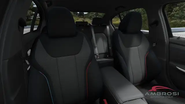 BMW 3 Series view 11