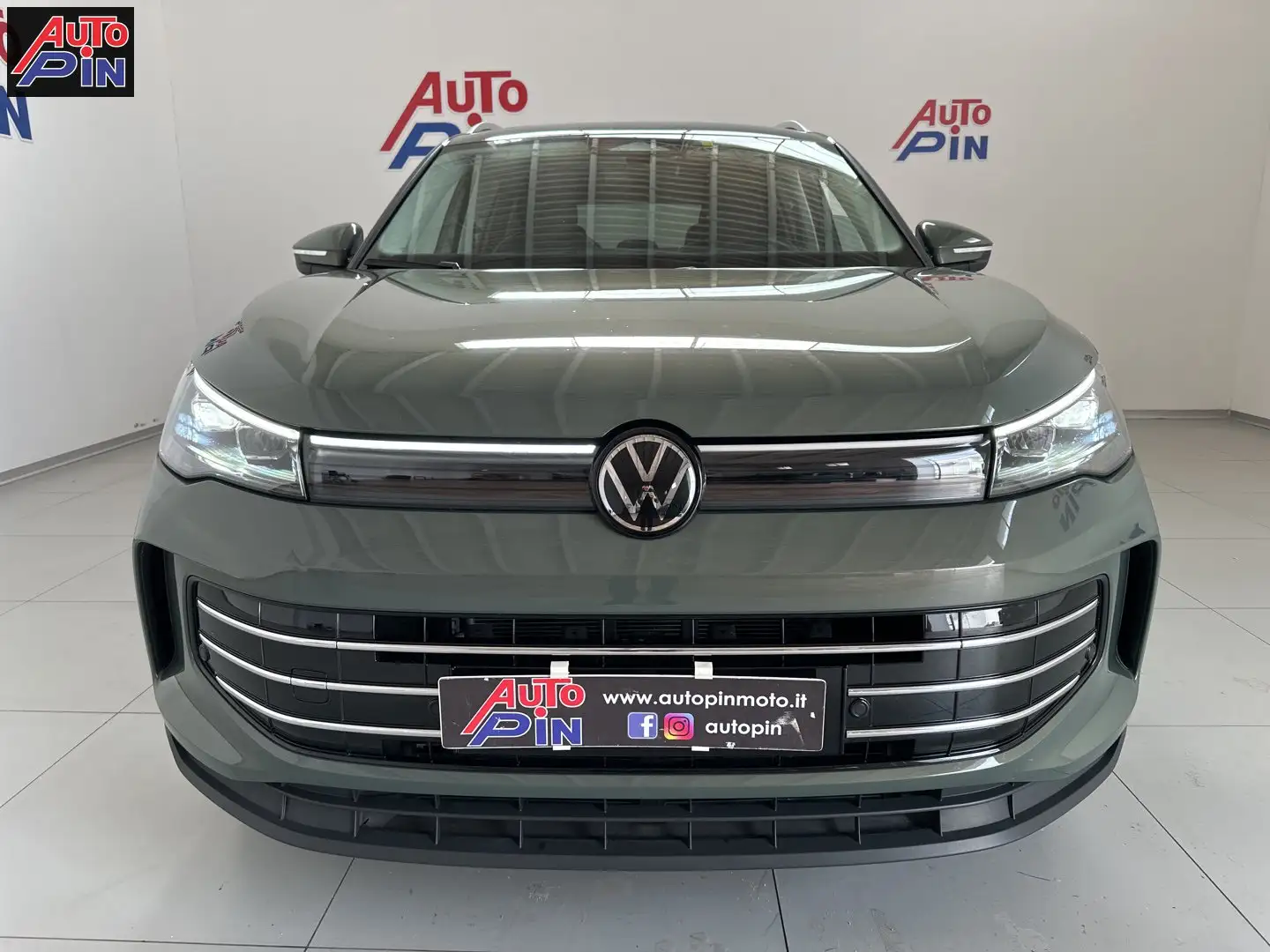 Volkswagen Tiguan Tiguan 2.0 TDI 150 CV DSG Elegance Verde - 2