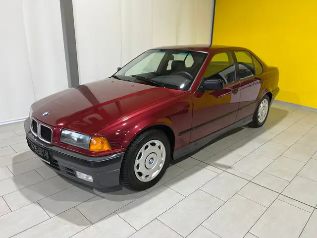 BMW 320 320i