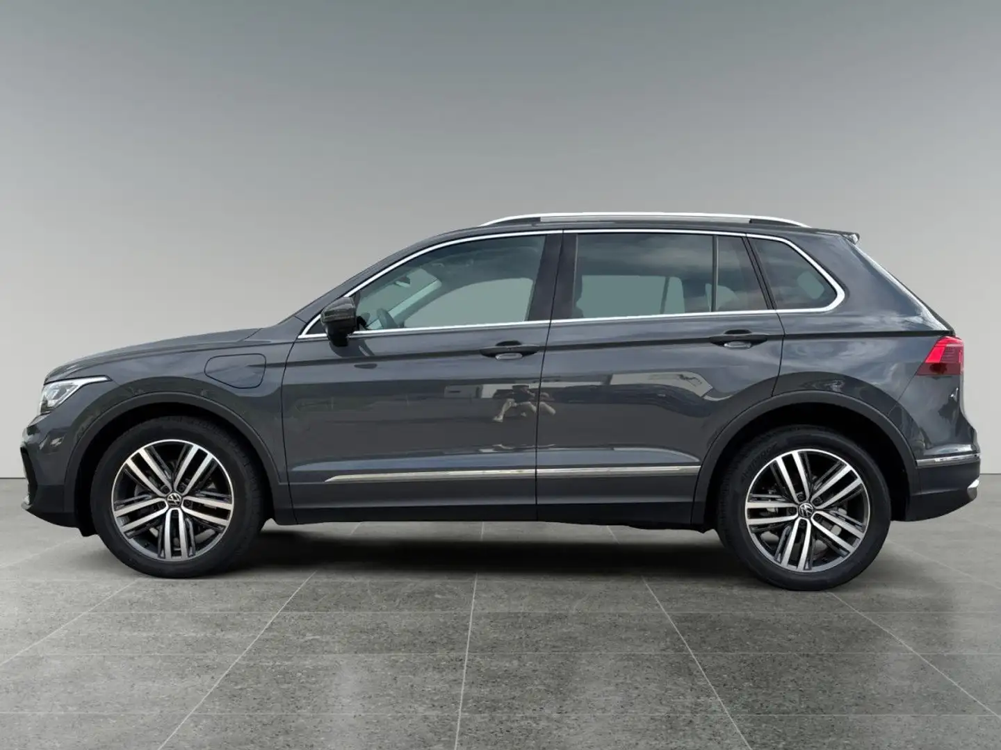Volkswagen Tiguan 1.4 TSI eHybrid Elegance AHK Matrix Kamera Grau - 2