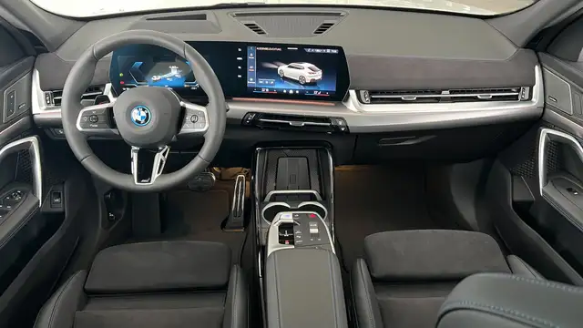 BMW iX2 xDrive30 Ansicht 10