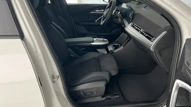 BMW iX2 xDrive30 Ansicht 5