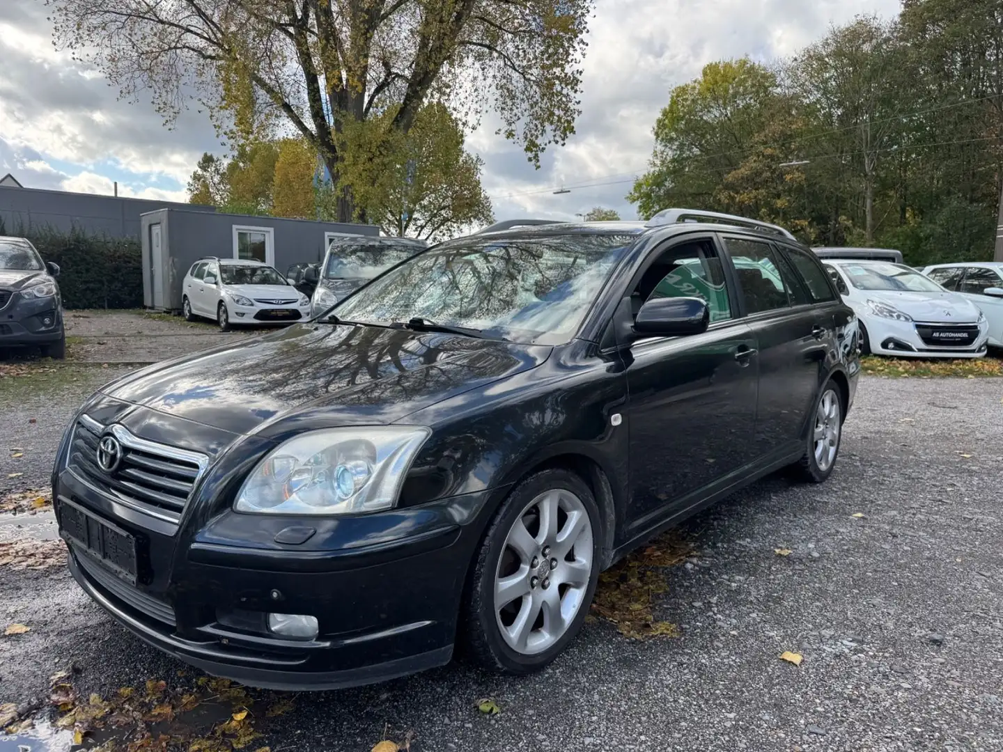 Toyota Avensis 2.4/AUTOMATIK/2.HD/KLIMA/LEDER/NAVI/TÜV-NEU/ALU Schwarz - 1