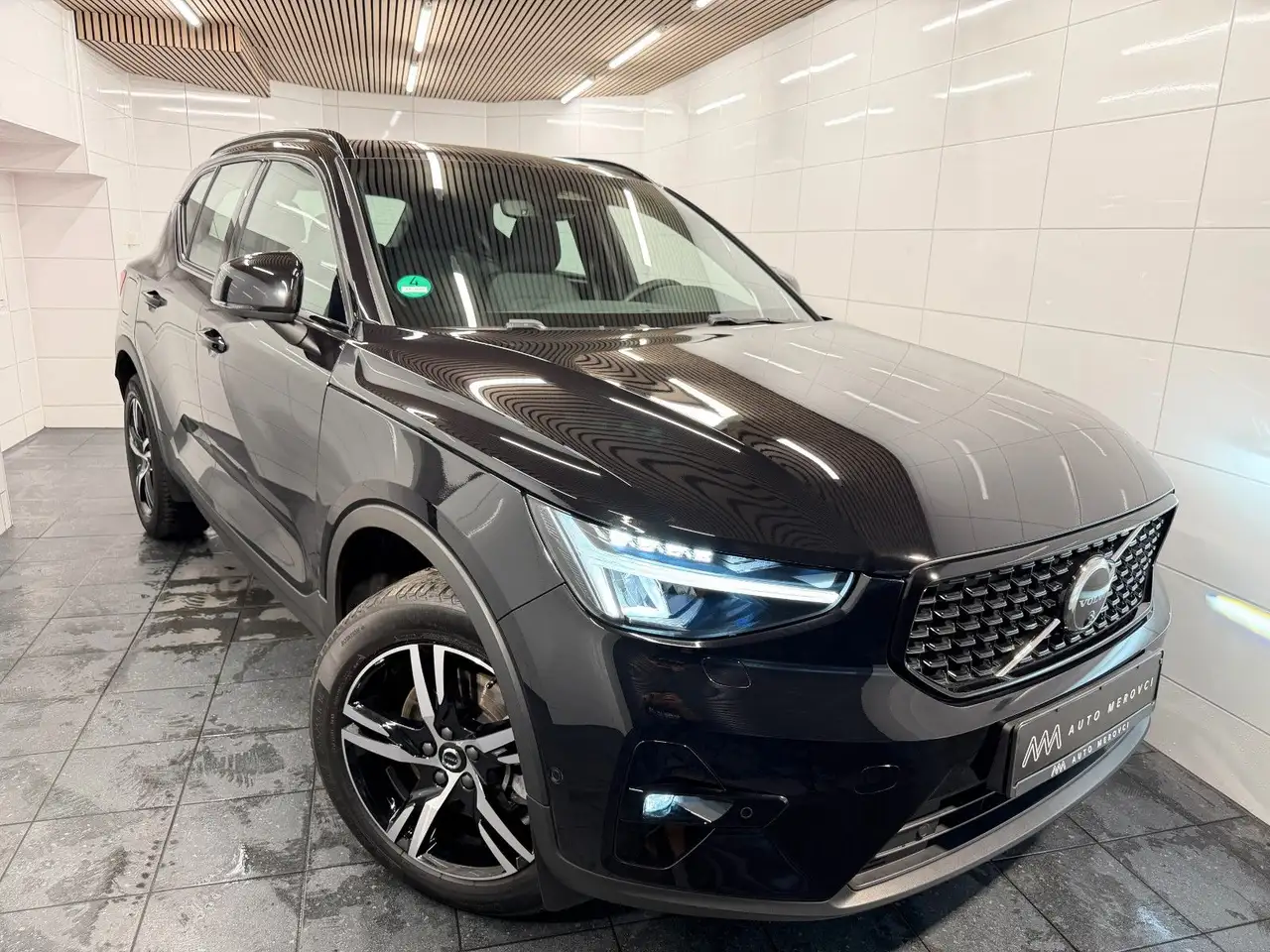 Volvo XC40 Plus Dark 2.0 Geartronic/Assist Pilot/360°, миниатюра 3