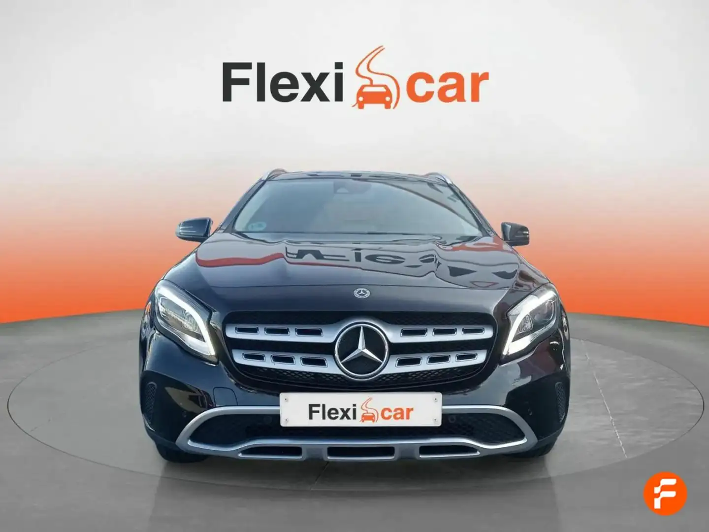 Mercedes-Benz GLA 180 Negro - 2