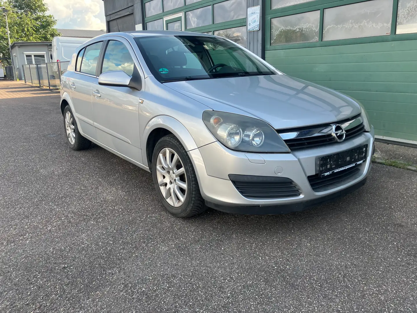 Opel Astra 1.6 Elegance Automatik Klima Zahnriemen Neu Zilver - 2