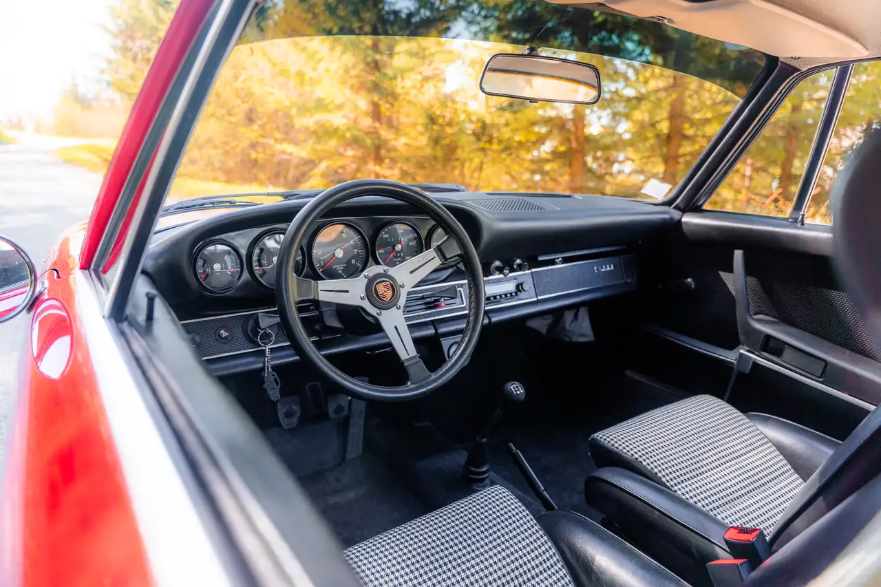 Porsche 911 Coupé 2.2, foto 3
