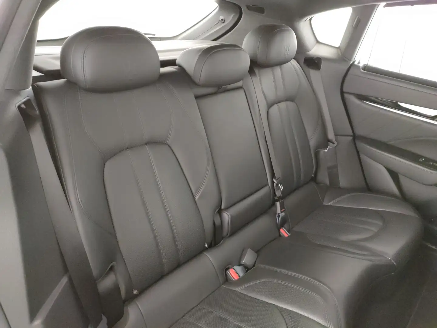 Maserati Alfieri Levante 3.0 V6 Gransport 350cv auto Noir - 2