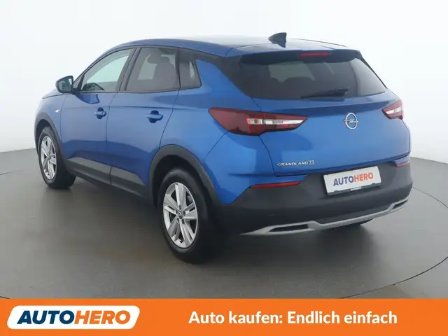 Opel Grandland X view 4