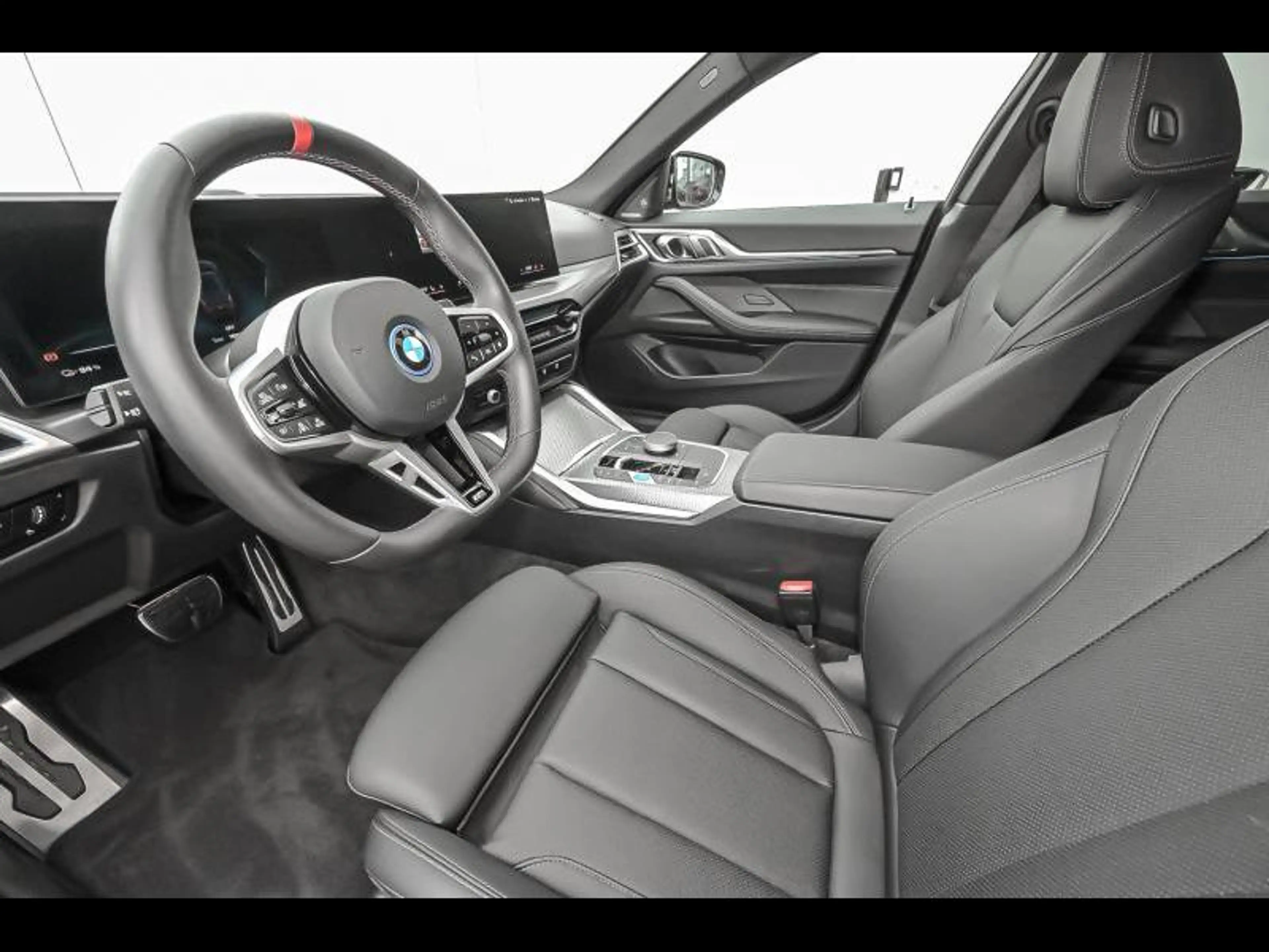 BMW i4 M60 Gran Coupé — photo 6