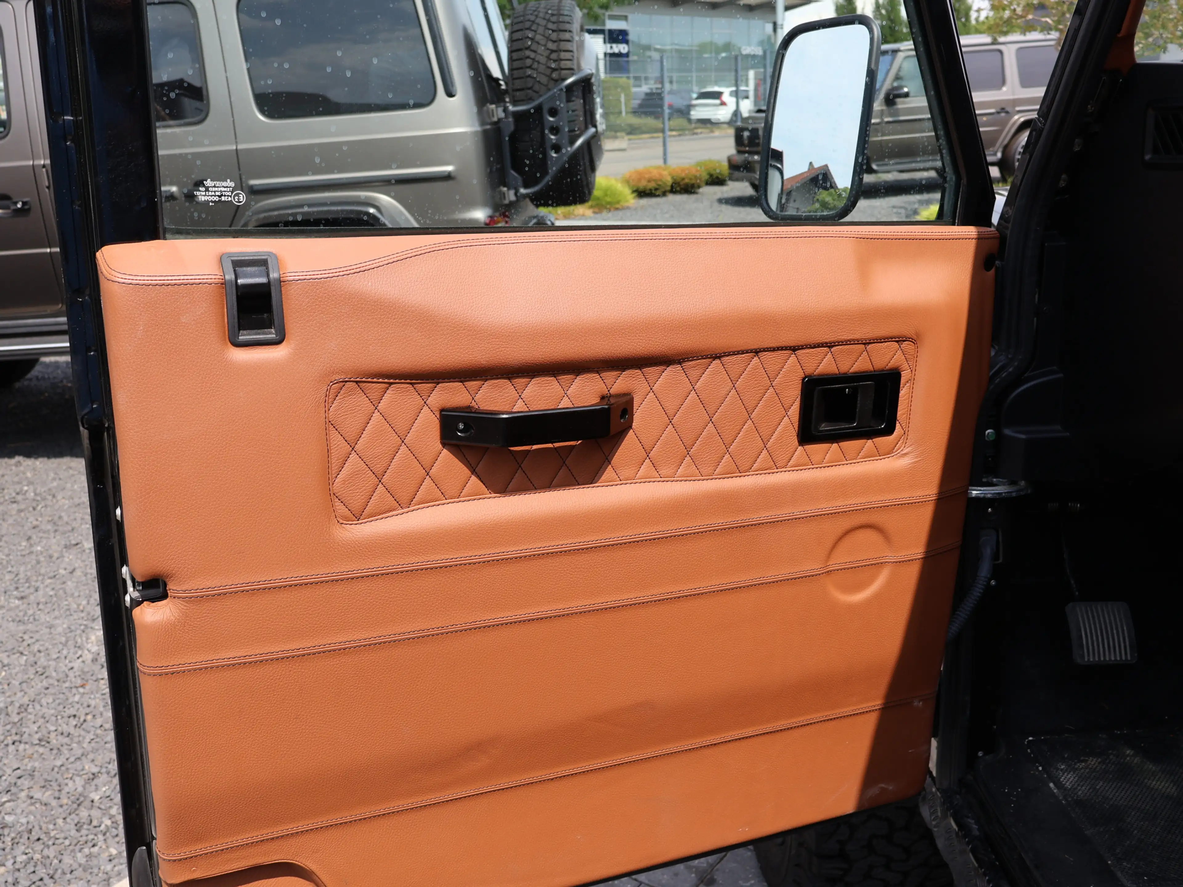Land Rover Defender 110 HERITAGE Glasdach-LED-AHK-7 Sitzer — photo 12