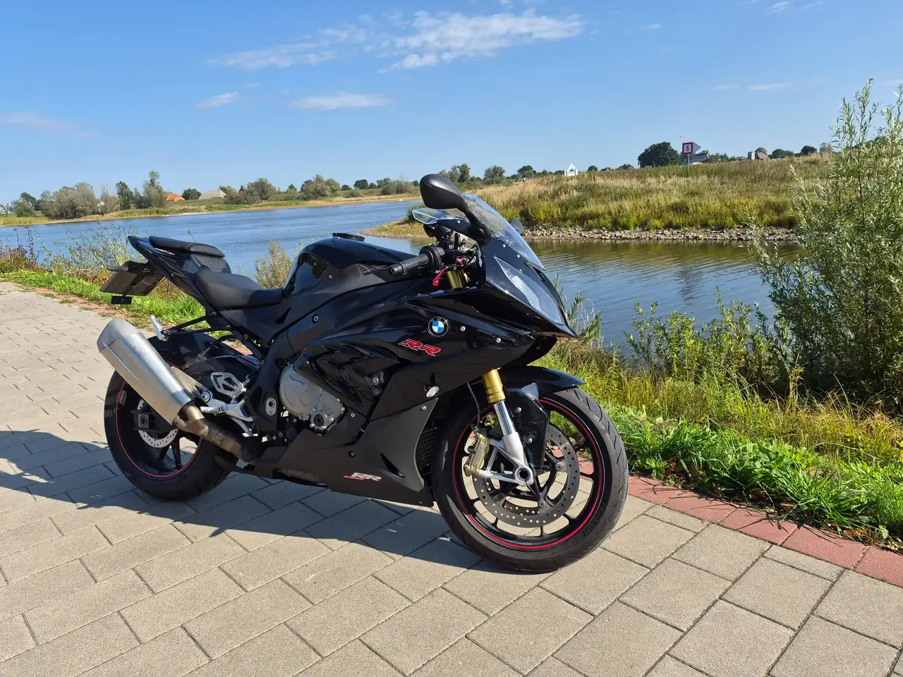 BMW S 1000 RR