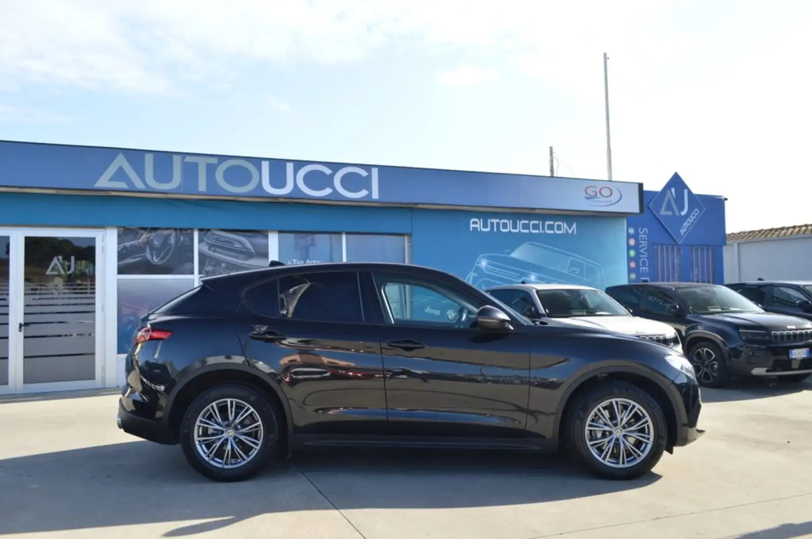Alfa Romeo Stelvio 2.2 Turbodiesel 190 CV Q4 Business AT8 Carplay Schwarz - 2