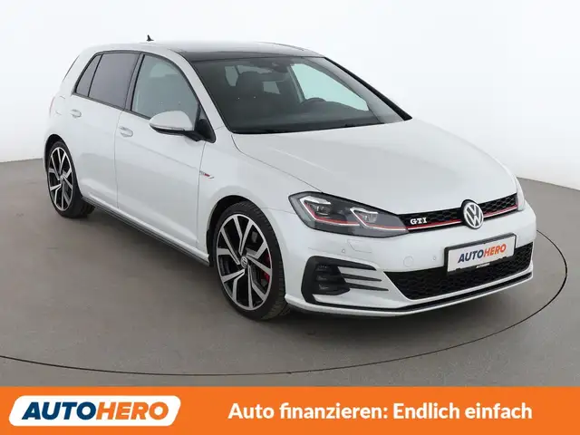 Volkswagen Golf view 8