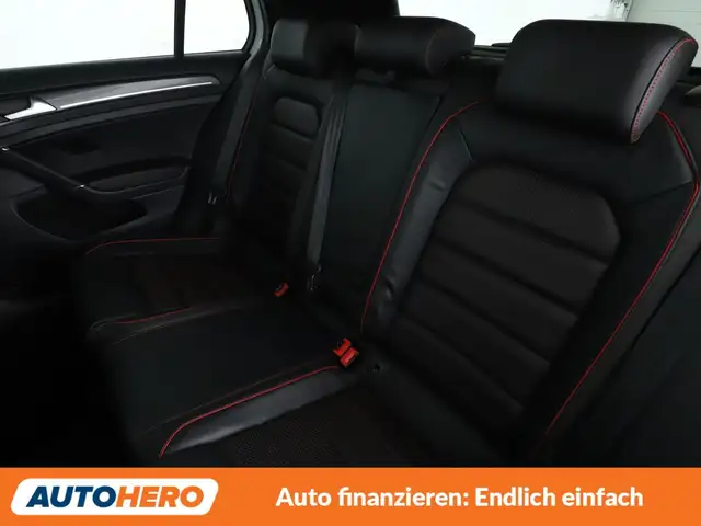 Volkswagen Golf view 14