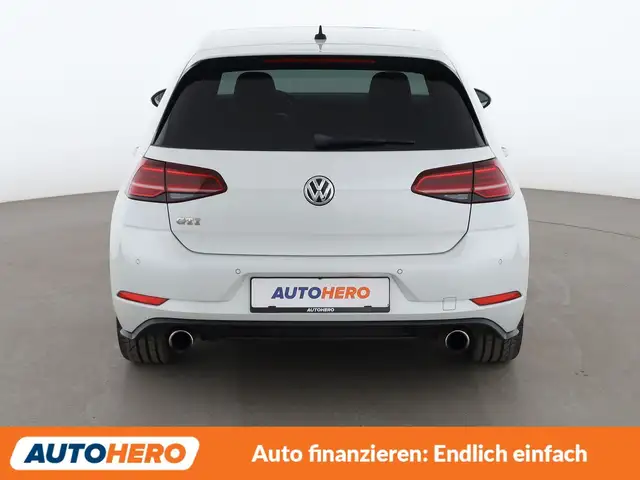 Volkswagen Golf view 5