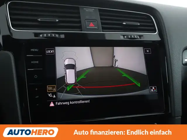 Volkswagen Golf view 22