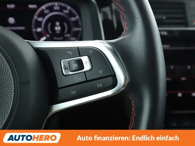 Volkswagen Golf view 29