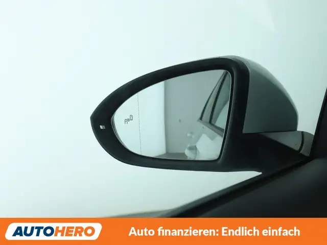Volkswagen Golf view 30