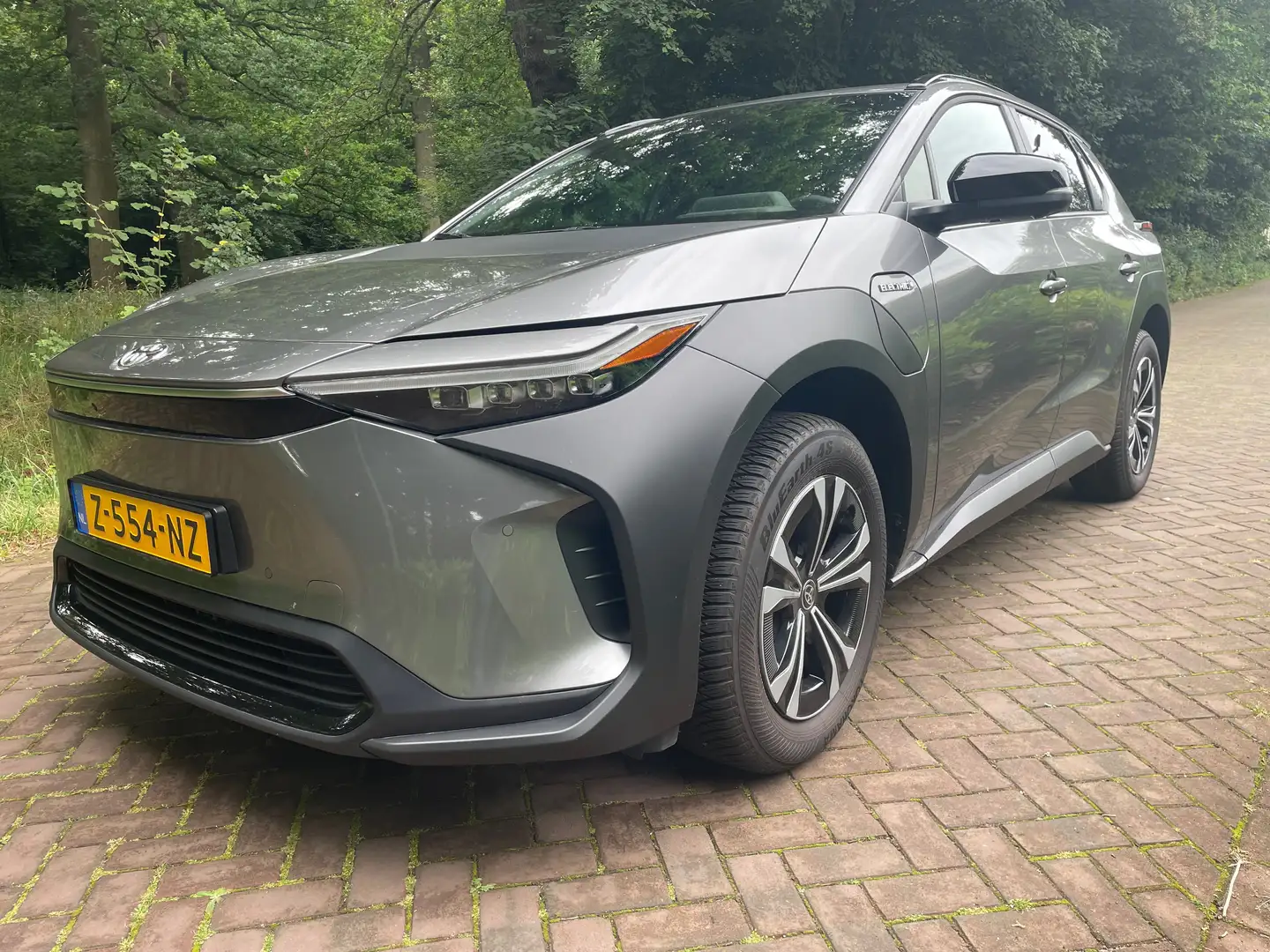 Toyota bZ4X bZ4X Dynamic 71 kWh Groen - 1